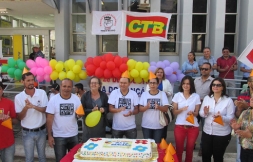 Ato em homenagem ao Dia do Bancário