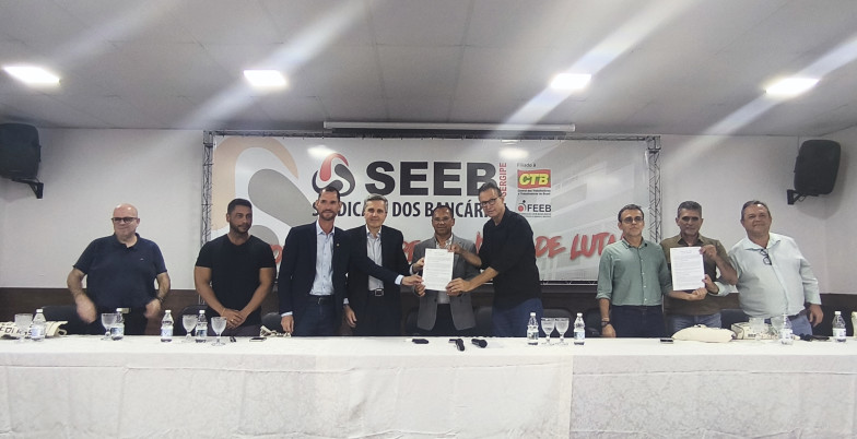 Presidente do Sindicato dos Bancários de Irecê e Região participa de assinatura de convenções coletivas na Bahia e Sergipe 756c1d4d 8cd7 4934 aff5 a7bf23e7c22d