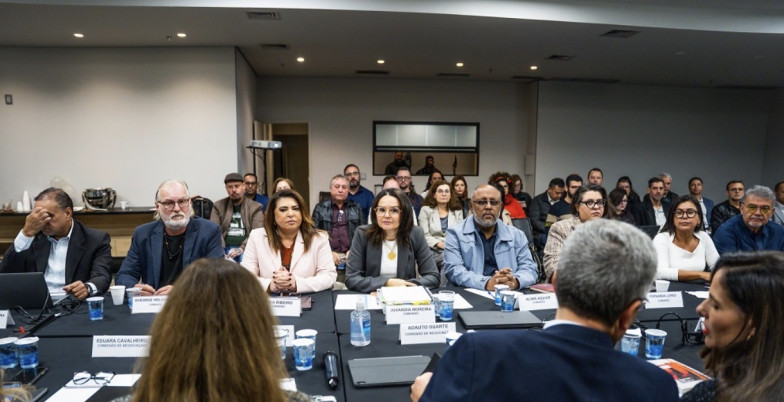 BANCÁRIOS AVANÇAM NO DEBATE SOBRE IGUALDADE DE OPORTUNIDADES COM A FENABAN img 4450