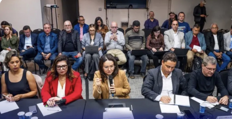 Campanha Nacional: bancos se comprometem a apresentar proposta geral às reivindicações da categoria no dia 13 img 5724