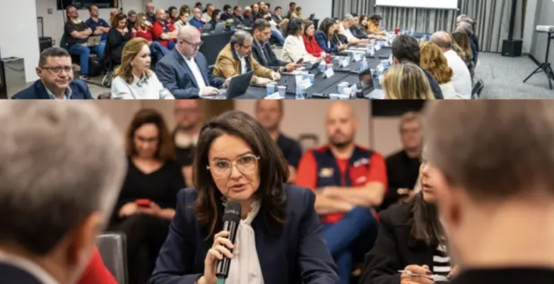 Bancárias e Bancários querem proposta decente e seguirão mobilizados por aumento real nas remunerações e valorização da PLR, va/vr e no piso img 6970